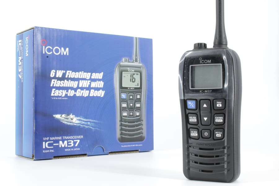 Icom IC-M37