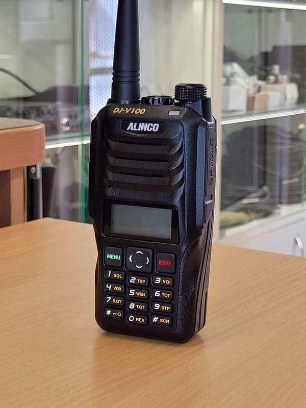 Рация Alinco DJ-V100 1