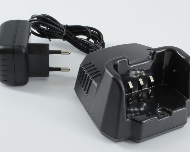 Зарядное устройство RC701 1