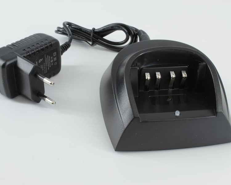 Зарядное устройство RC901 1